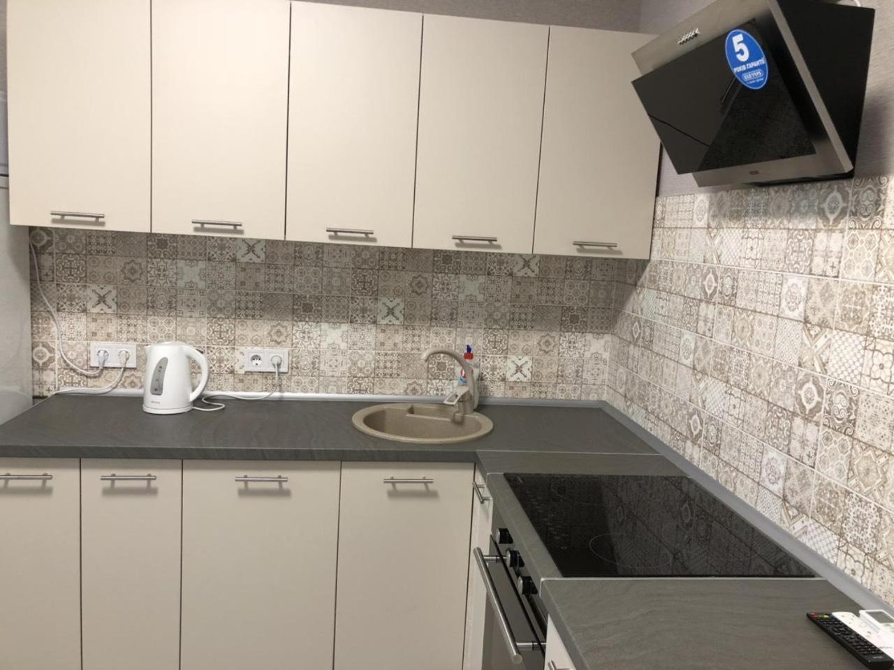 Квартира Парковые Озера Apartment Kiev Exterior photo